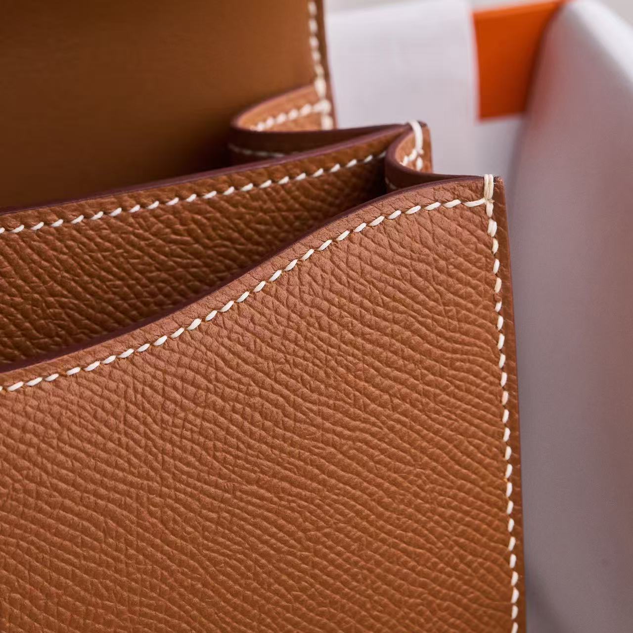 Hermes Gold Constance 19cm Epsom Gold Hardware