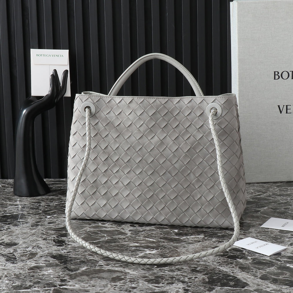 Bottega Veneta Cream Intrecciato Woven Leather Tote Bag