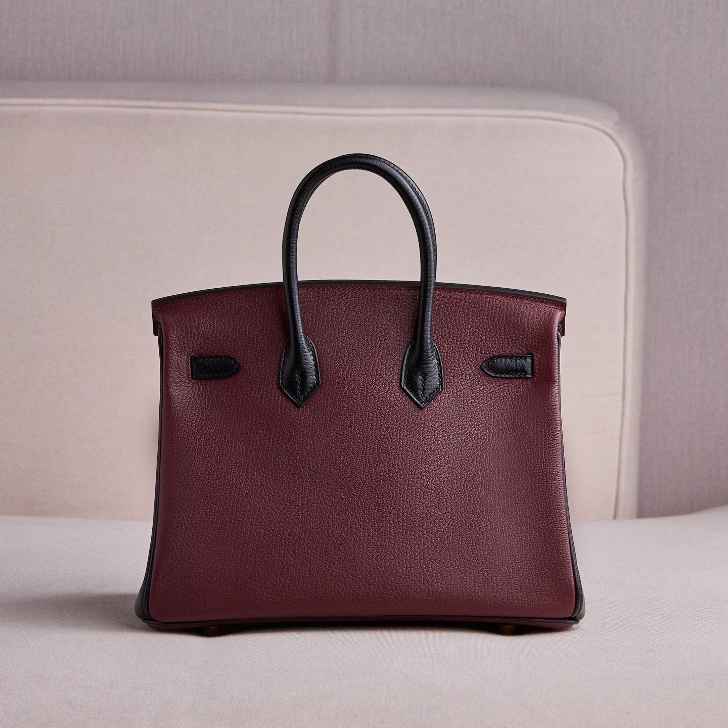 Hermès Special Order Bordeaux Black Birkin 25 cm Togo Gold Hardware