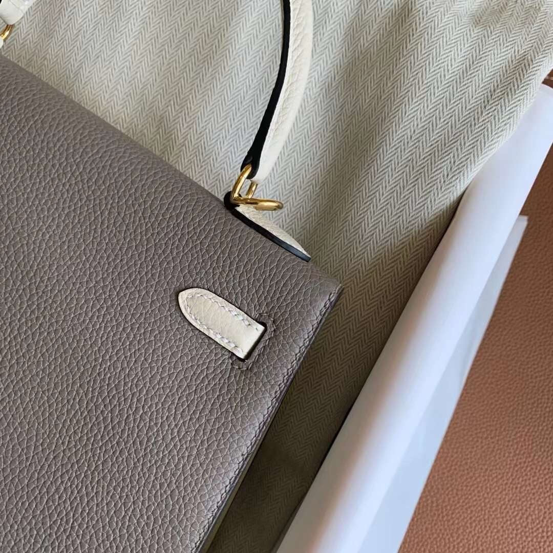 Hermès Special Order Gris Asphalte Craie Kelly 25 Togo Leather Gold Hardware
