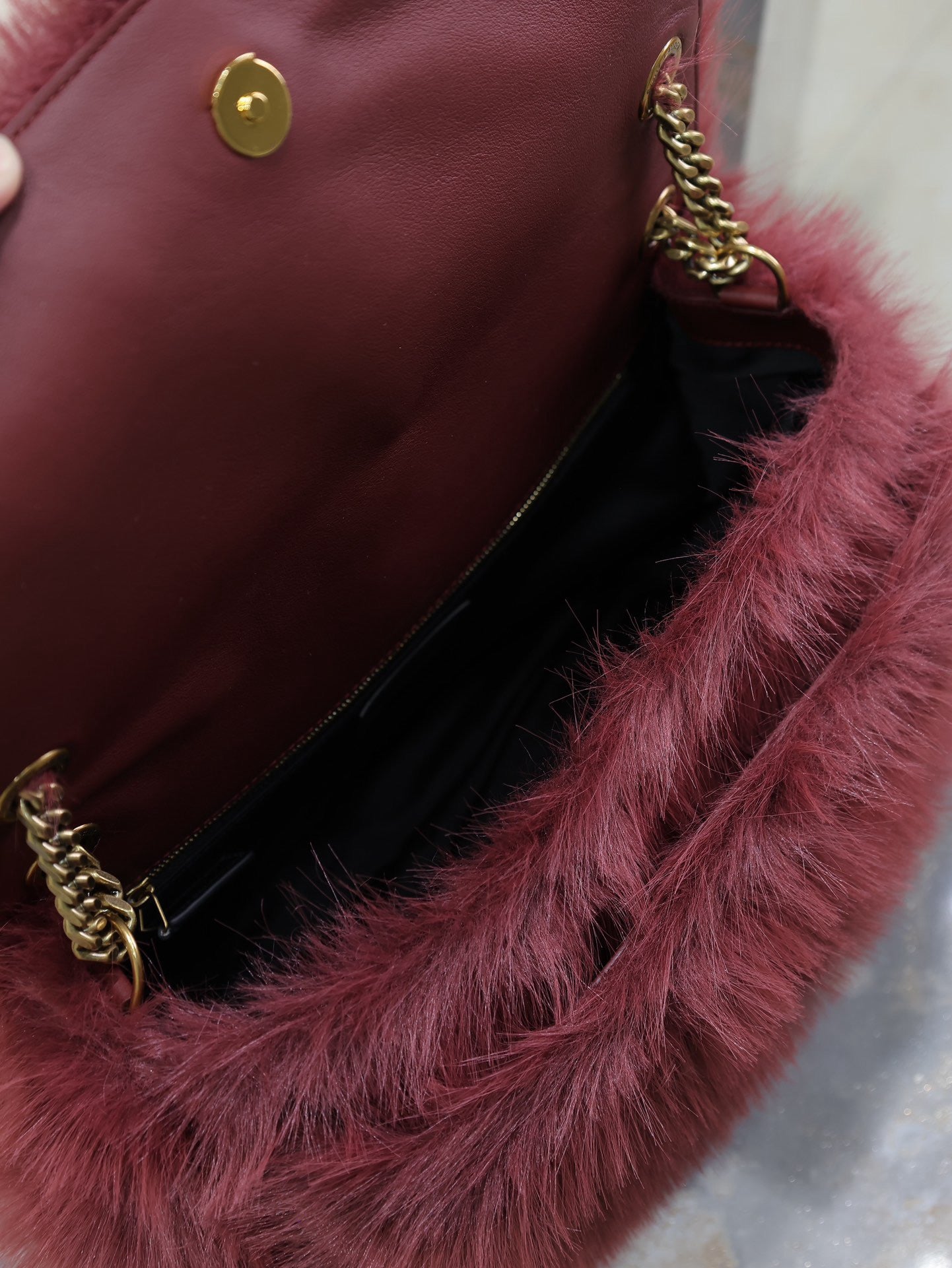 Saint Laurent NIKI Large Bag in Feathers - Bordeaux