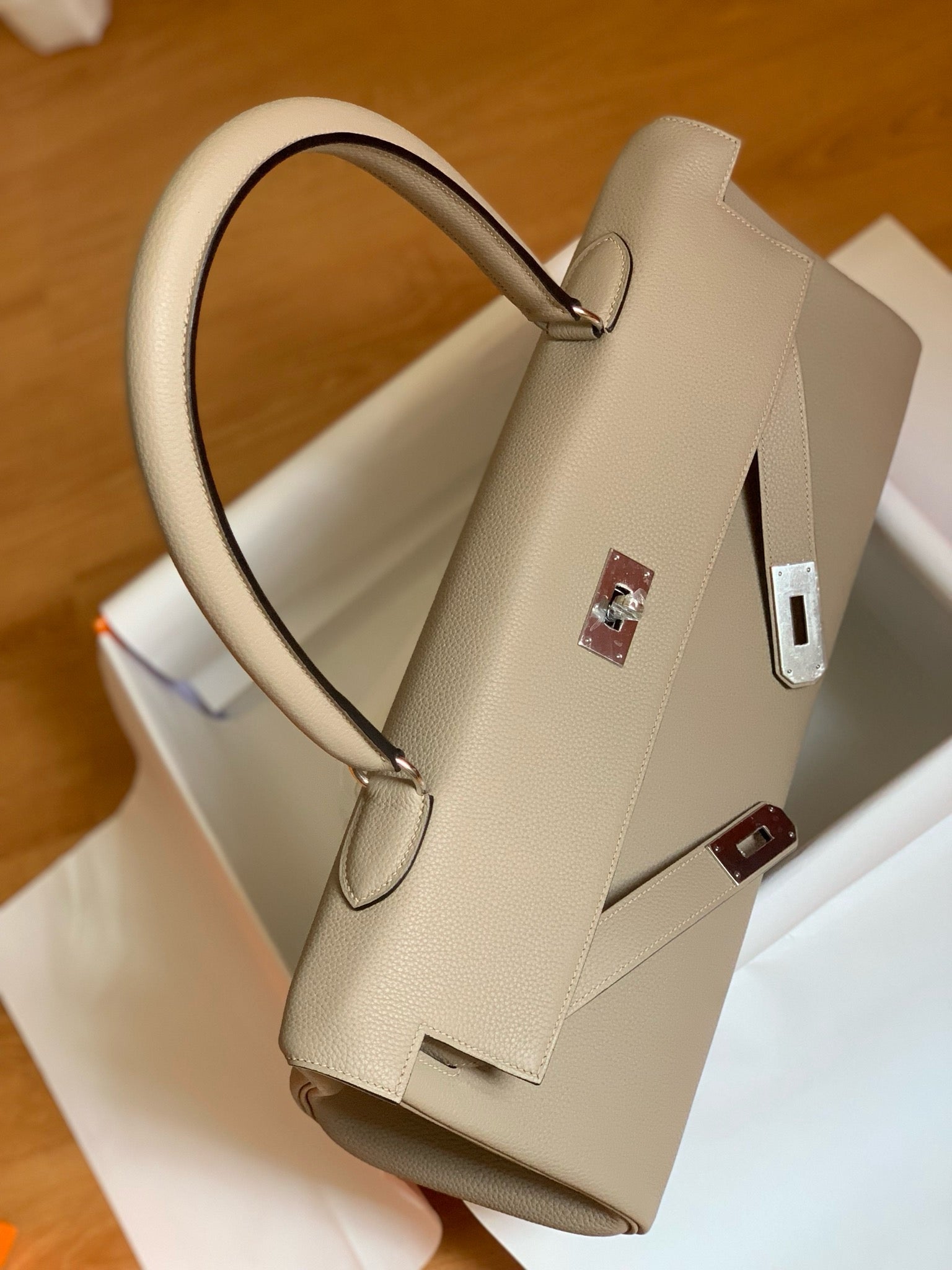 HERMÈS Shoulder Kelly Trench
