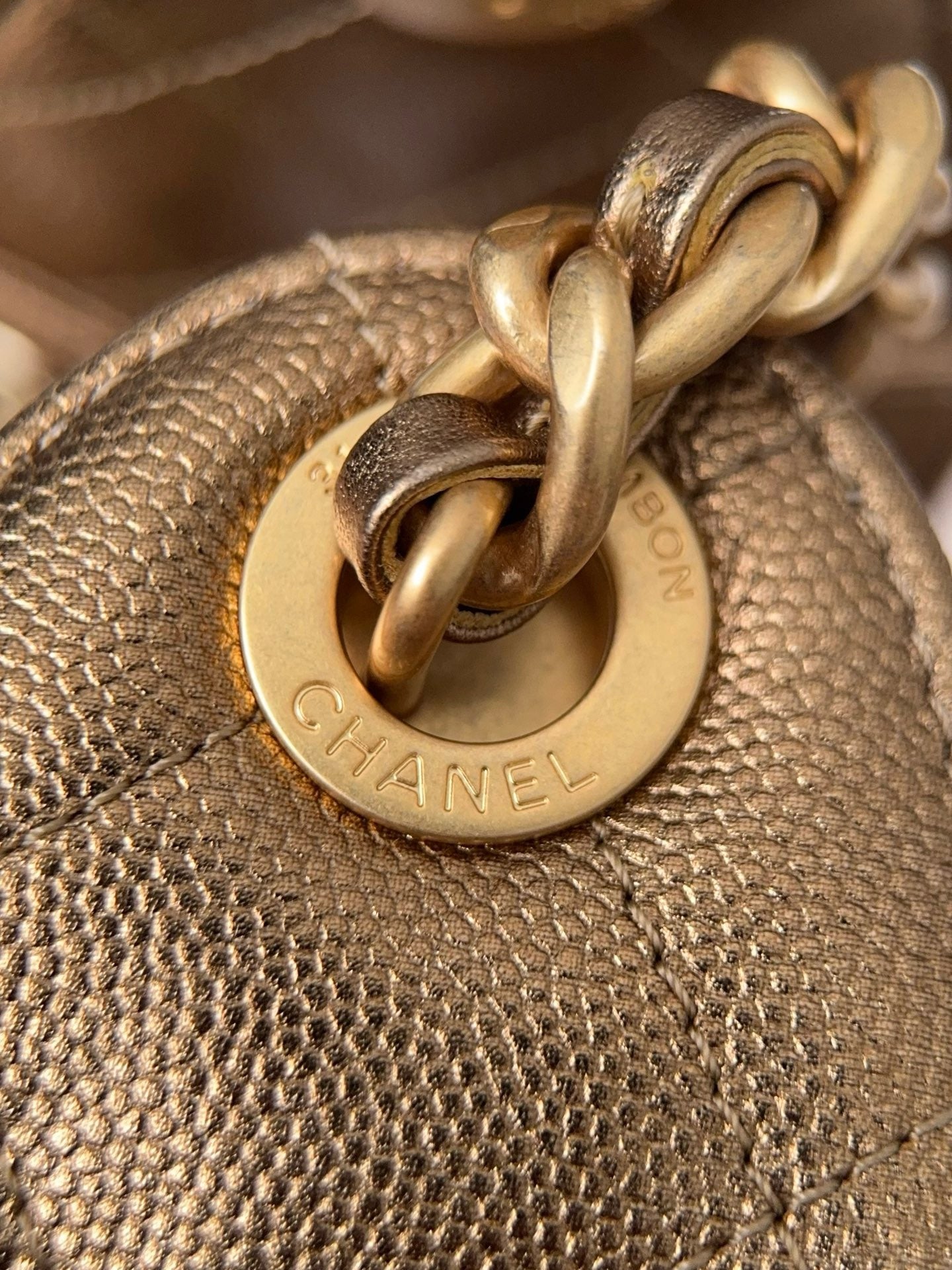 Chanel 202425 MÉTIERS D’ART CHANEL 25 SMALL HANDBAG Dark Gold