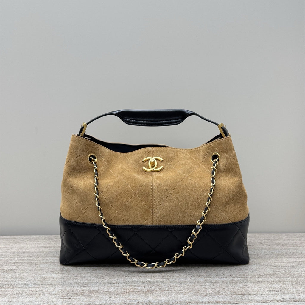 Chanel 2024/25 Métiers d'Art Small Tote Bag Gold & Black
