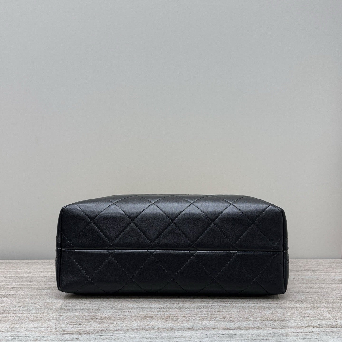 Chanel 2024/25 Métiers d'Art Small Tote Bag Gold & Black