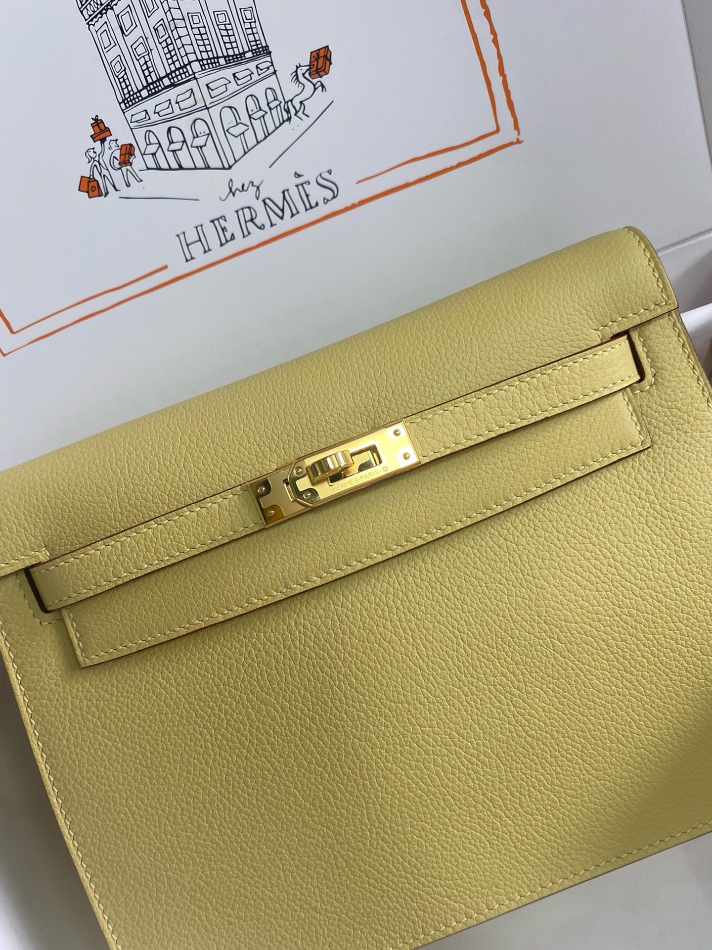 Hermès Jaune Poussin Kelly Danse Bag Evercolour Leather Gold Hardware