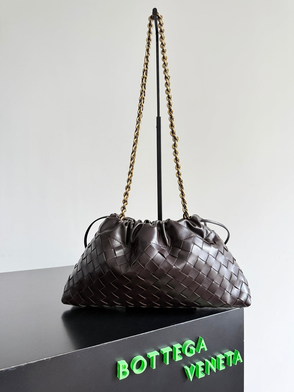 Bottega Veneta Intrecciato Drawstring Pouch - Dark Brown