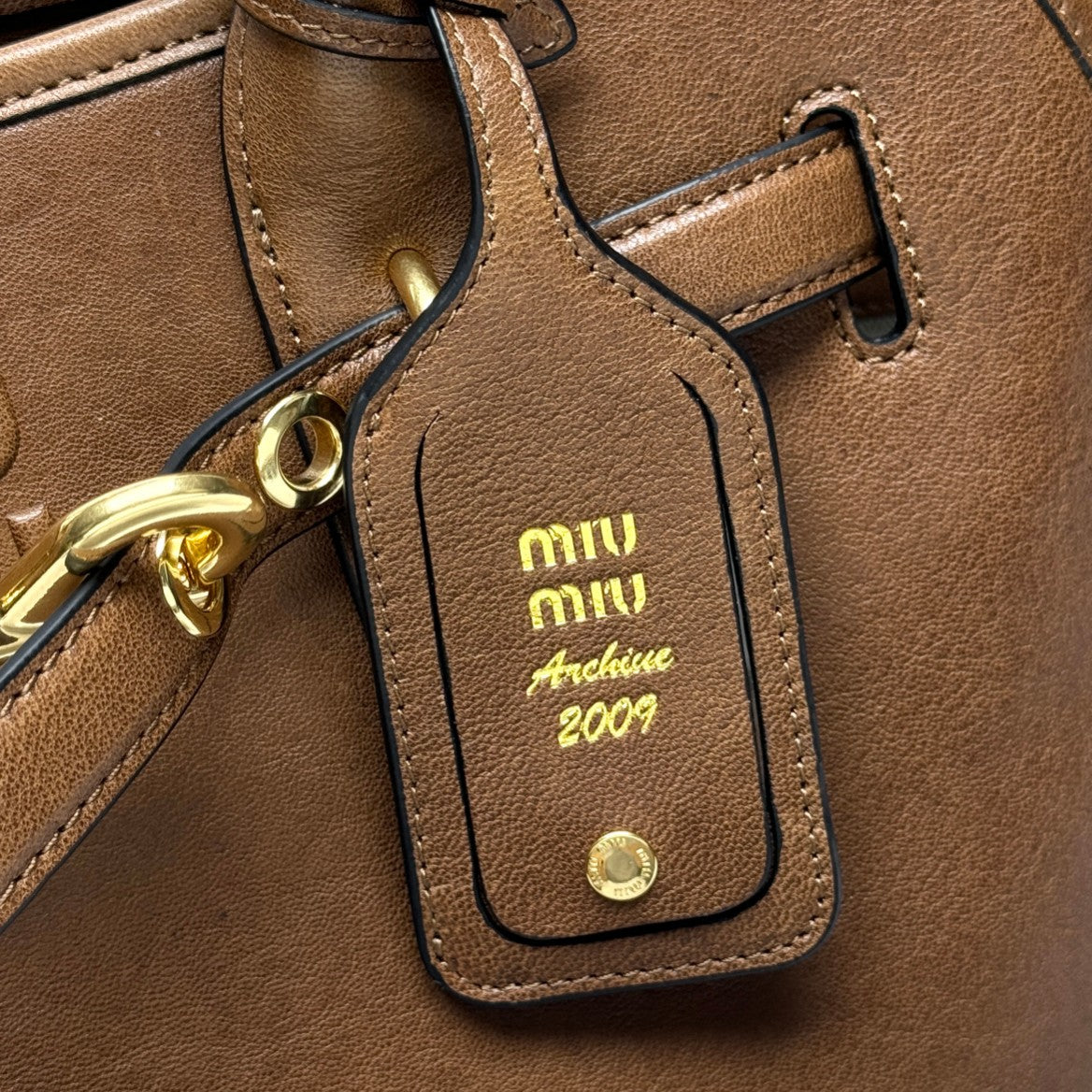 Miu Miu Madras Leather Tote Bag - Camel