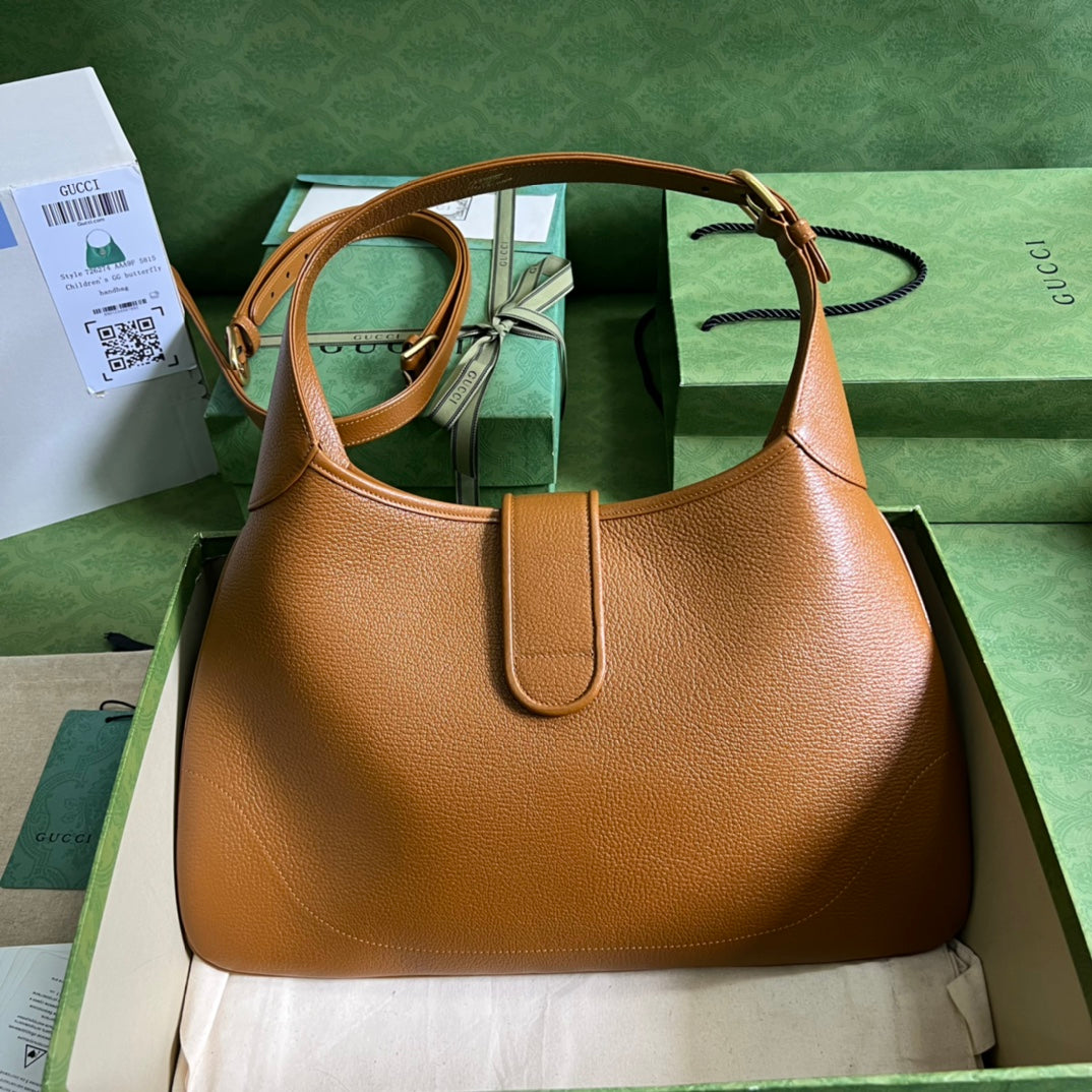 GUCCI Tan Leather Hobo Bag with Gold GG Hardware