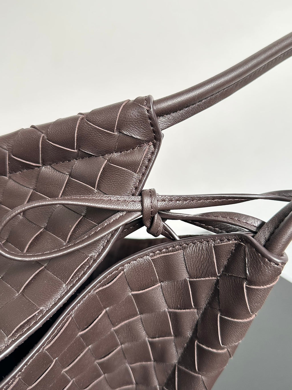 Bottega Veneta Intrecciato Bucket Bag - Chocolate Brown