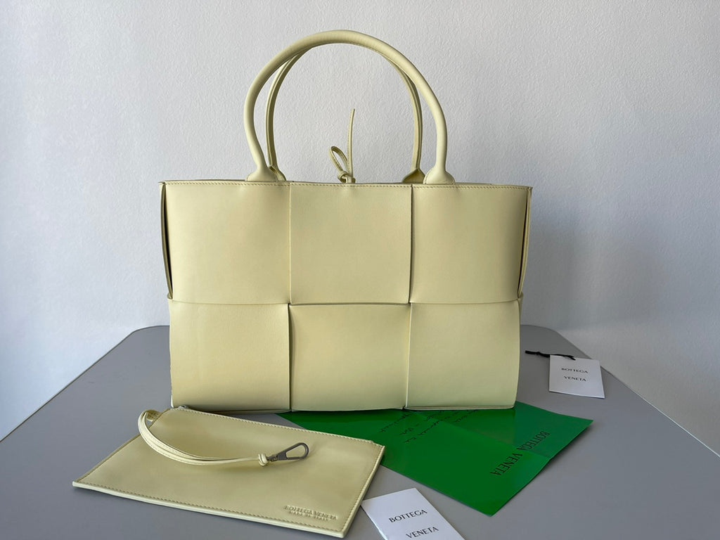 Bottega Veneta Arco Tote Bag - Pistachio