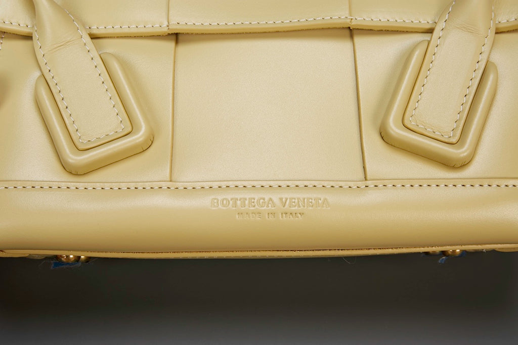 Bottega Veneta Arco Tote - Cream Leather