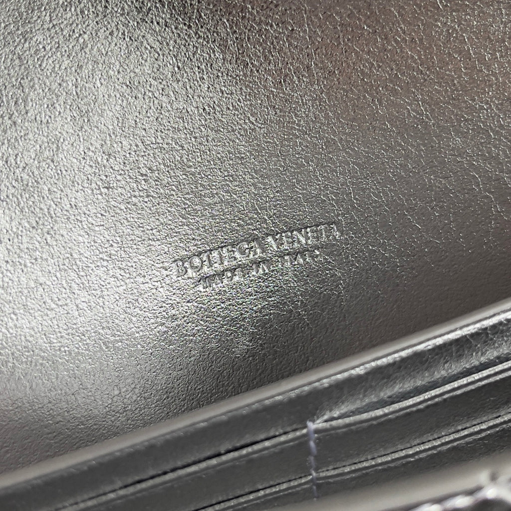 Bottega Veneta Intrecciato Metallic Silver Leather Clutch with Handle