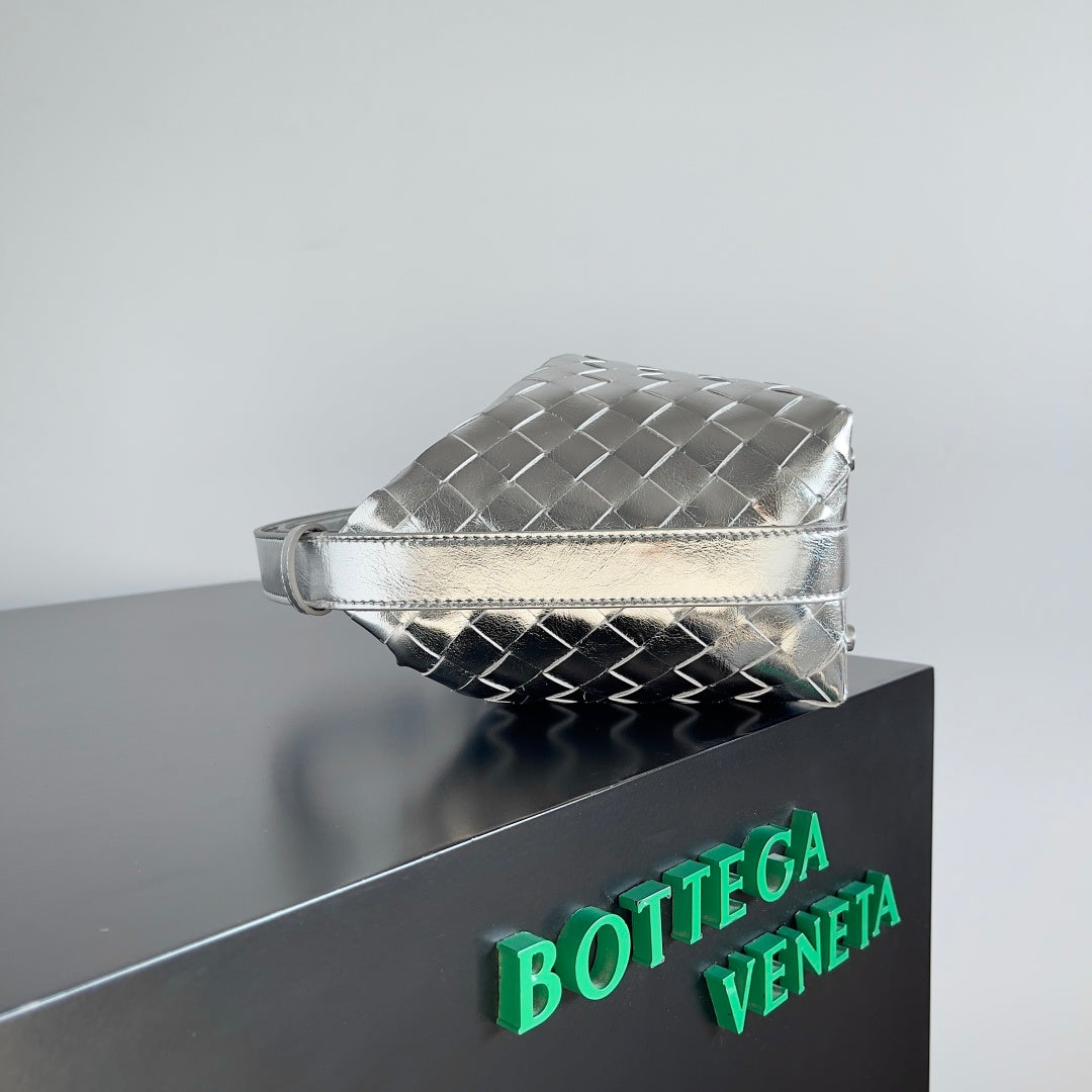 Bottega Veneta Intrecciato Metallic Silver Leather Hobo Bag