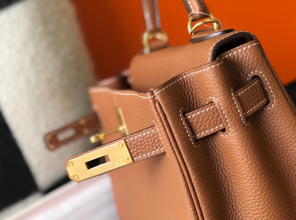 Hermès Gold Kelly 25 Togo Leather Gold Hardware