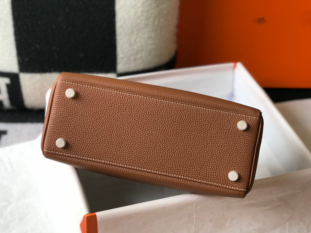 Hermès Gold Kelly 25 Togo Leather Gold Hardware