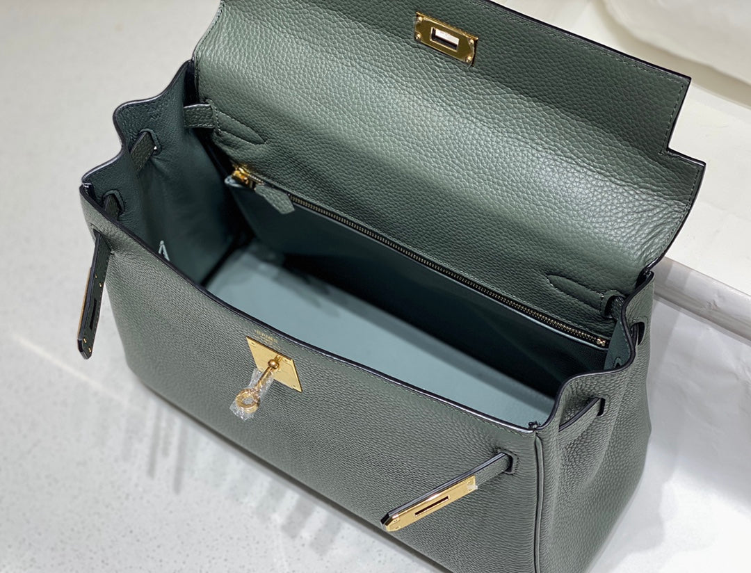 Hermes Kelly 28 Sage Green