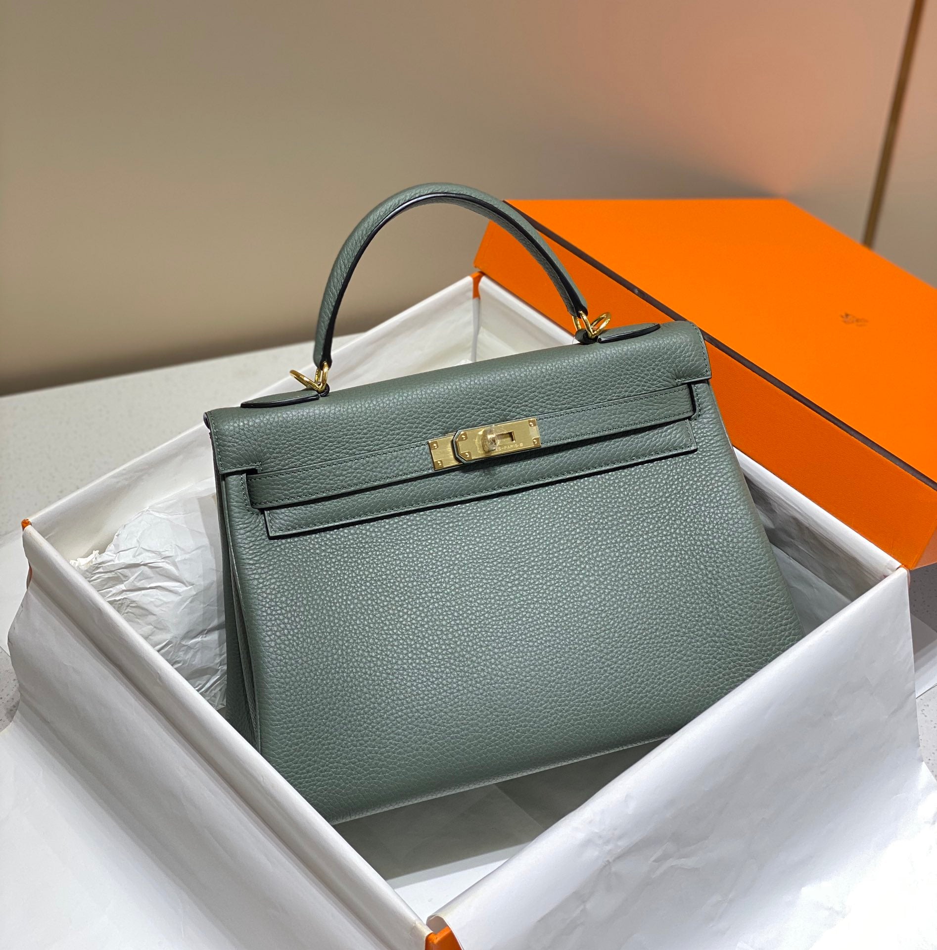 Hermes Kelly 28 Sage Green