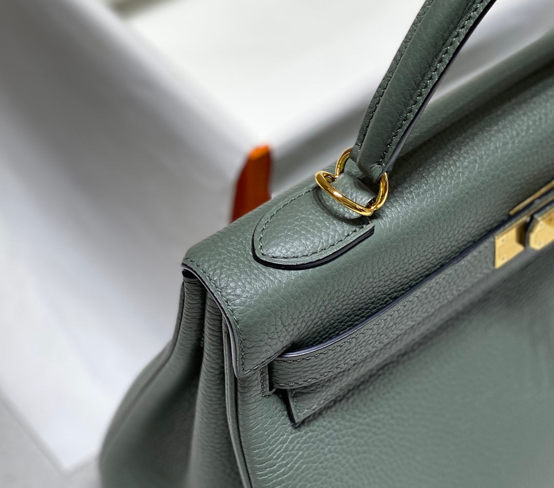 Hermes Kelly 28 Sage Green