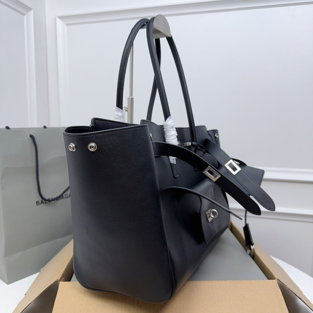 Balenciaga Cabas Large Tote Black