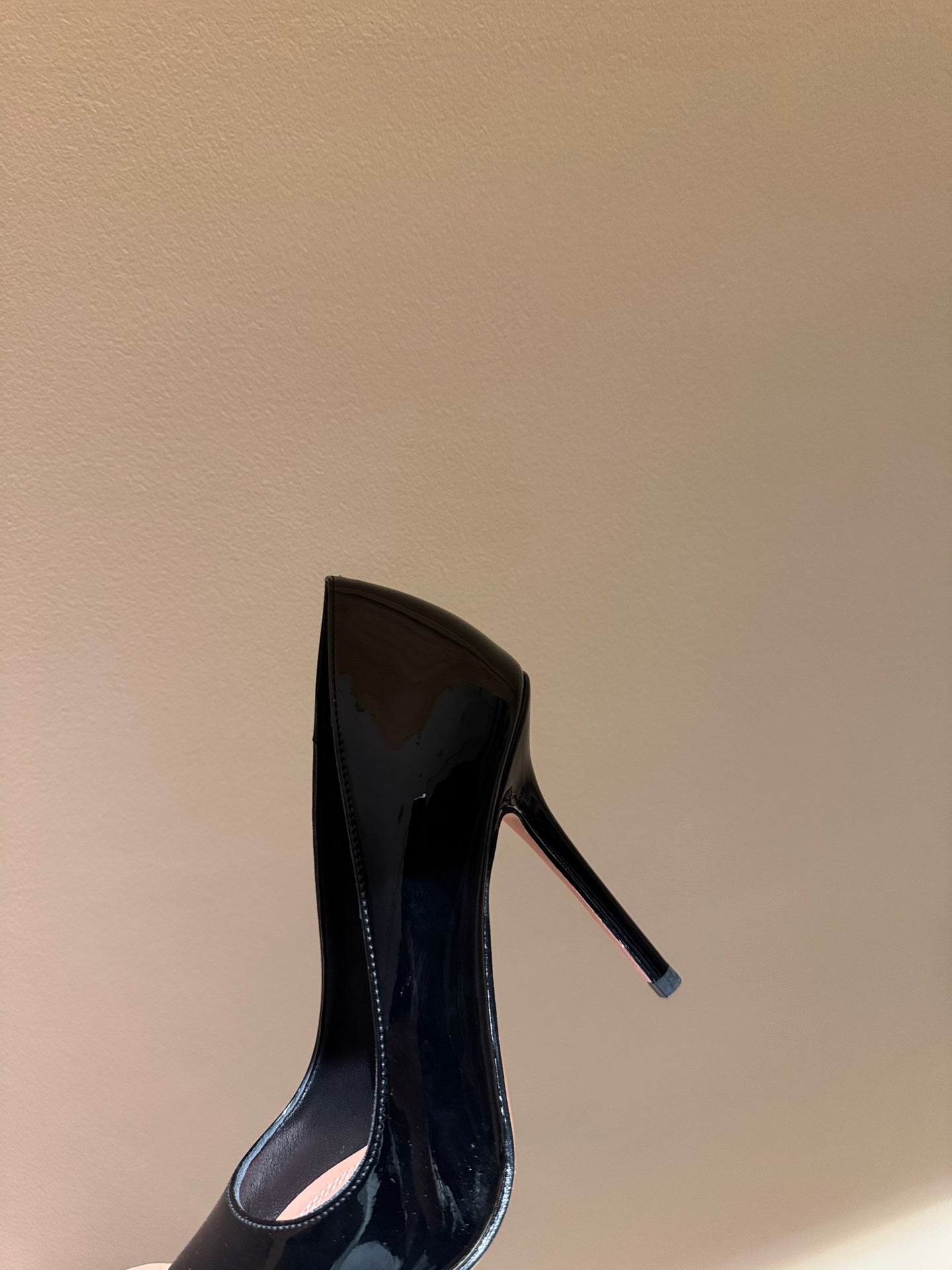 Black Patent Leather Pointed Toe Pumps